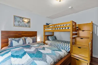 Upstairs Master Suite